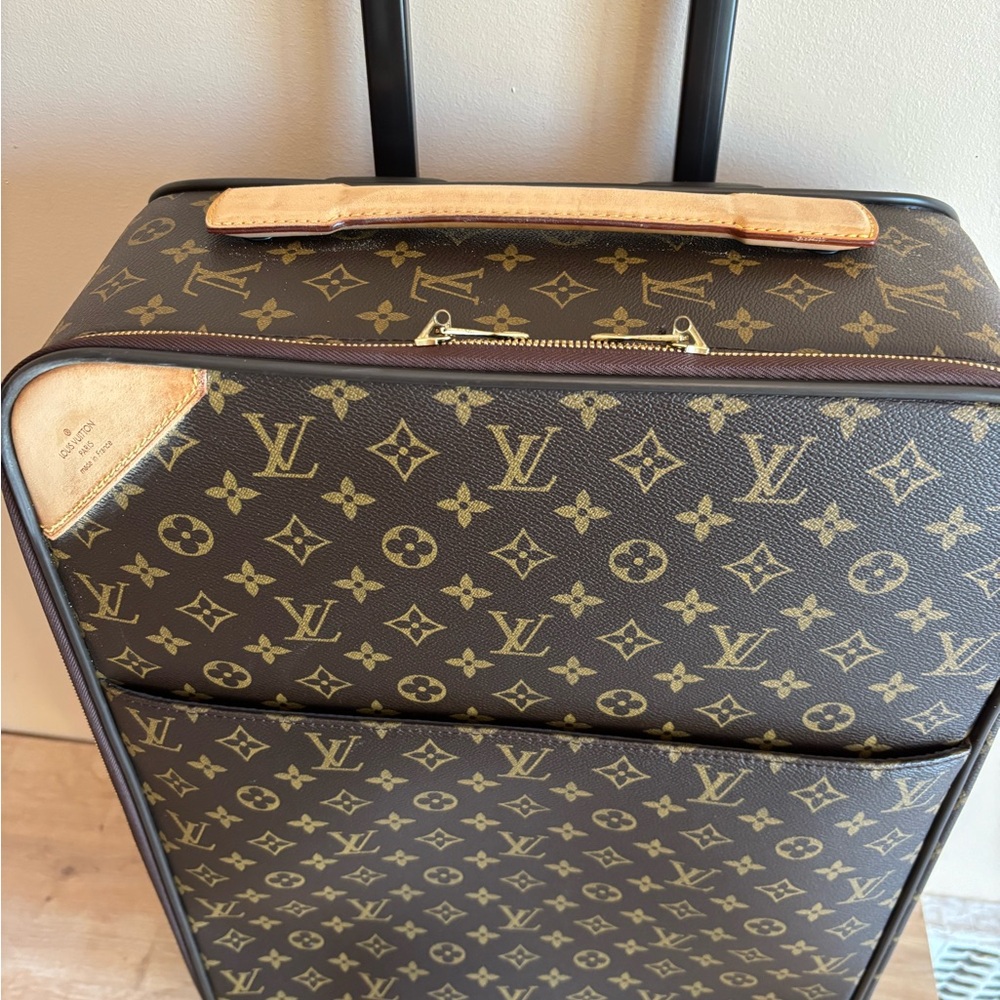 Authentic Louis Vuitton pegase 55 monogram carry in suitcase - Picture 3 of 10